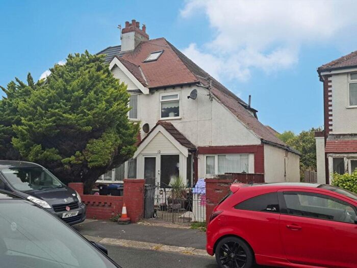 4 Bedroom Block Of Apartments For Sale In Lyddesdale Avenue, Thornton-Cleveleys, Lancashire, FY5