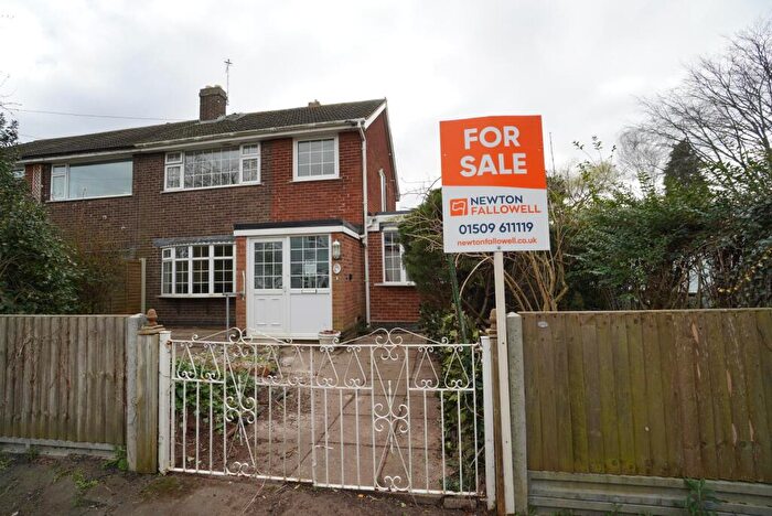 3 Bedroom Semi-Detached House For Sale In New Street, Kegworth, DE74