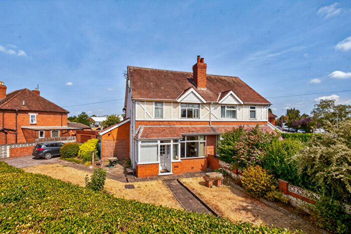 3 Bedroom Semi-Detached House For Sale In Newtown Road, Hereford, HR4