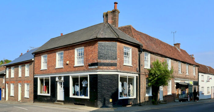 5 Bedroom Character Property For Sale In Church Street, Great Missenden, HP16