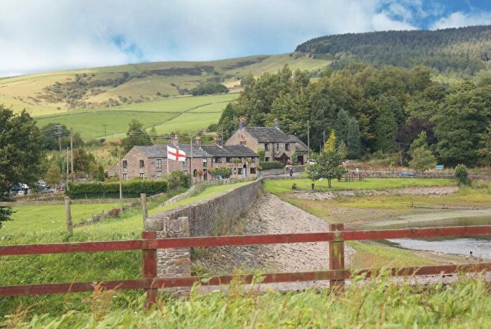 3 Bedroom Semi-Detached House To Rent In Clarke Lane; Langley., SK11