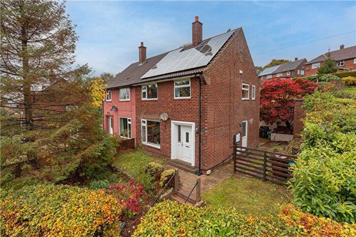 3 Bedroom Semi Detached House For Sale In Tinshill Mount, Leeds, West Yorkshire, LS16