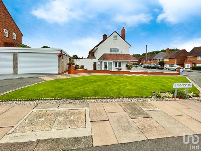 2 Bedroom Semi-detached House For Sale In Caddick Road, Birmingham, B42