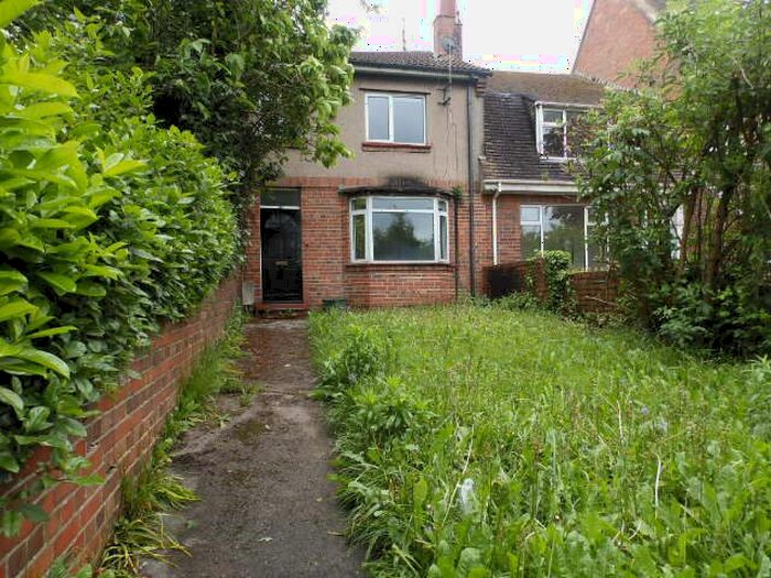 4 Bedroom Terraced House To Rent In Coronation Road, Bristol, BS3