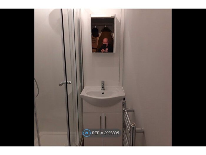 1 Bedroom Flat To Rent In Dickson St, Edinburgh, EH6