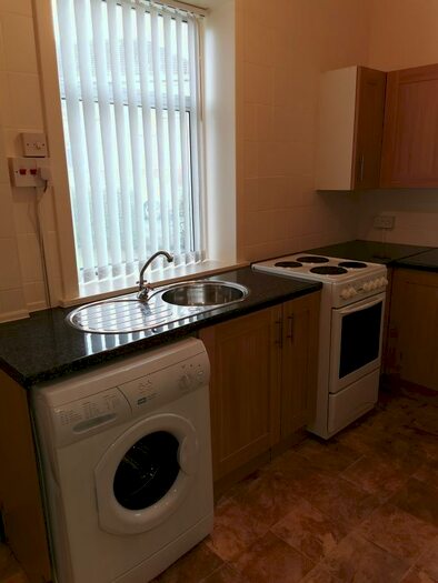 2 Bedroom Flat To Rent In Annandale View, Crosshouse, KA2