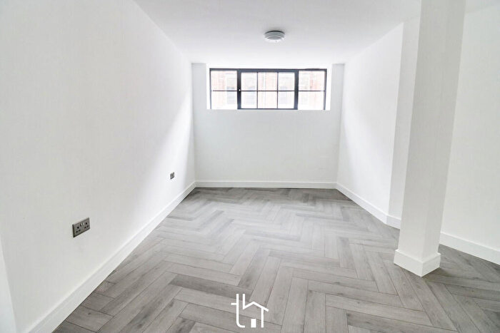 2 Bedroom Apartment To Rent In Canal Street, Wigston, LE18