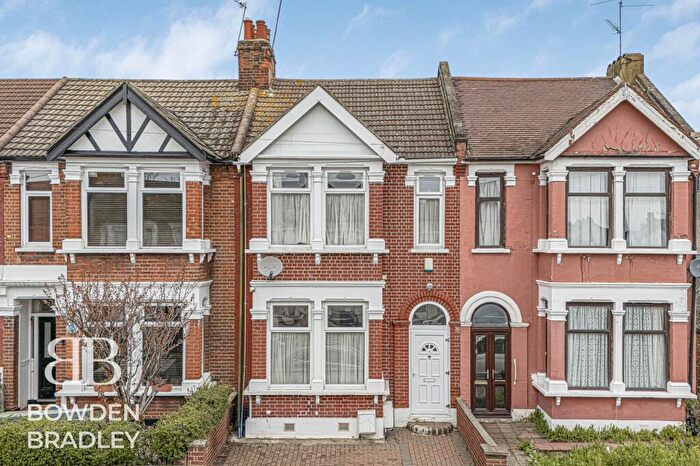 4 Bedroom Terraced House For Sale In Cowley Road, Ilford, IG1