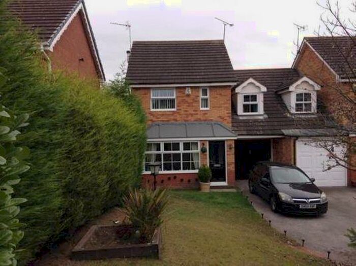 3 Bedroom Link Detached House To Rent In Newton Close, Worksop, S81