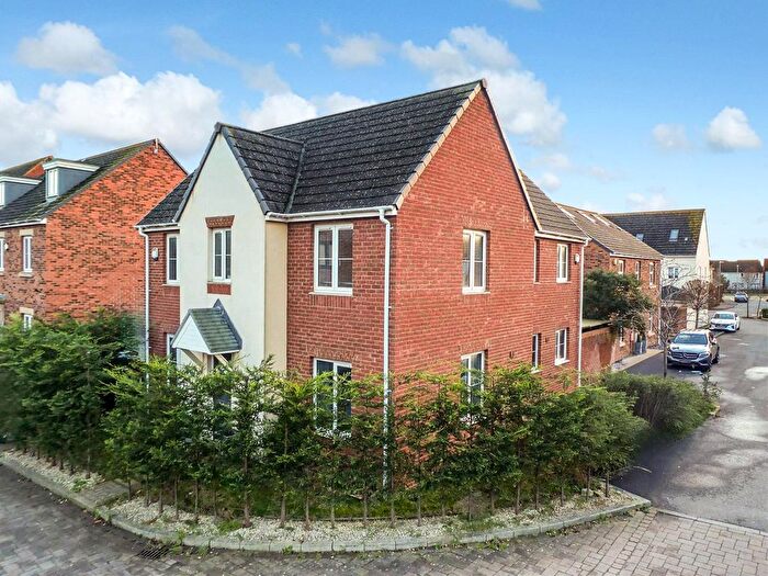 4 Bedroom Detached House For Sale In Ripley Road, Broughton, Milton Keynes, MK10