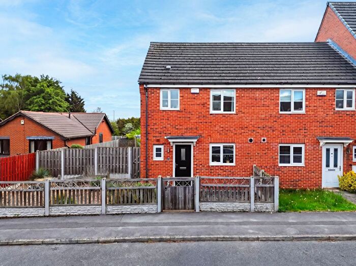 3 Bedroom Terraced House For Sale In Rotherham Road North, Halfway, Sheffield, S20