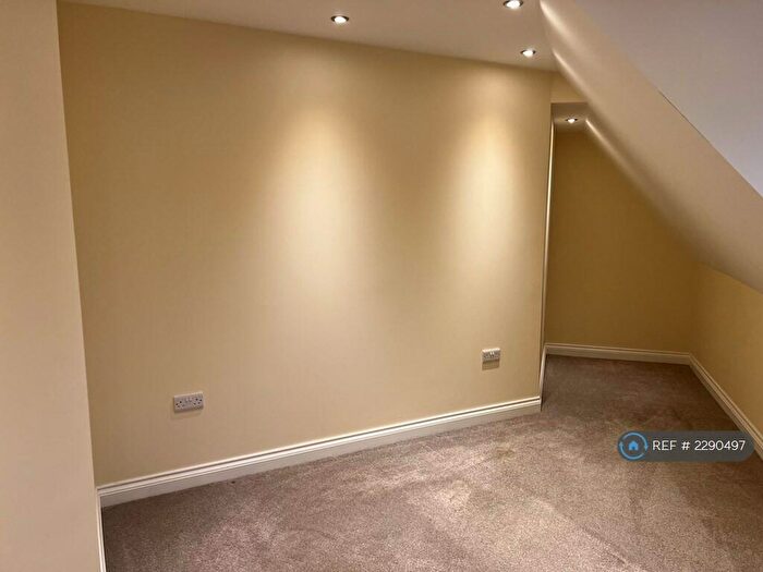 2 Bedroom Flat To Rent In Detling House, Maidstone, ME16