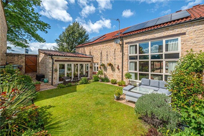 4 Bedroom House For Sale In Farm Close, Walton, Wetherby, West Yorkshire, LS23
