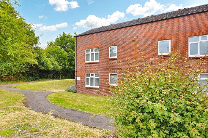 1 Bedroom Flat To Rent In Kibble Close, Didcot, Oxfordshire, OX11