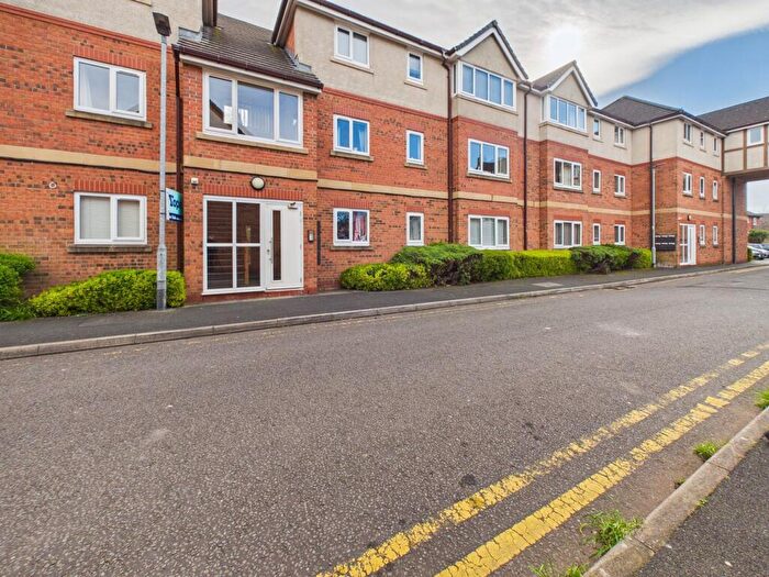 2 Bedroom Flat For Sale In Duchess Place, Chester, CH2