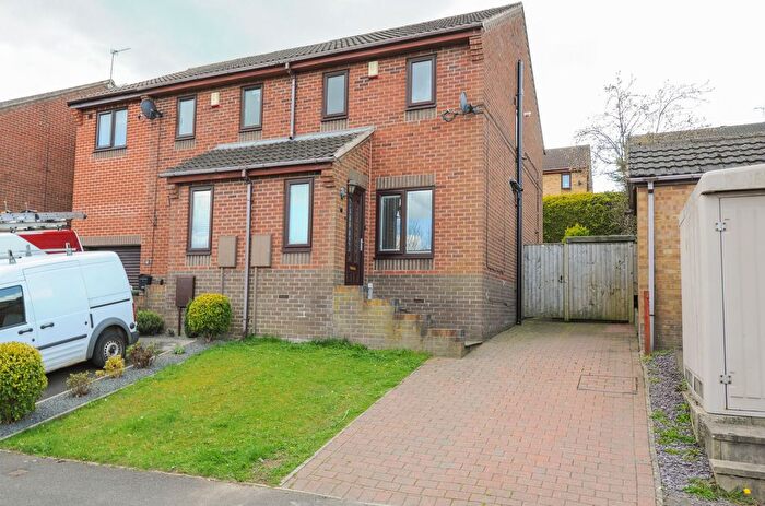 2 Bedroom Semi Detached House To Rent In Meadowside Close, Wingerworth, S42