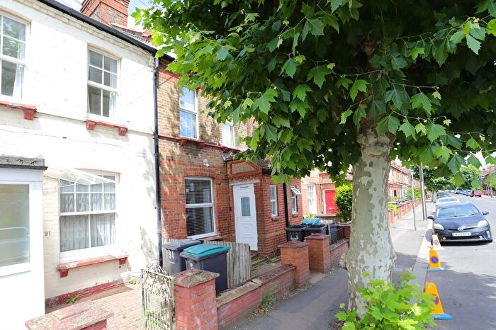 2 Bedroom Terraced House To Rent In Moselle Avenue, London, N22