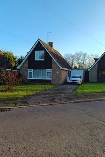 3 Bedroom Detached House For Sale In Firdale Close, Peakirk, Peterborough, PE6