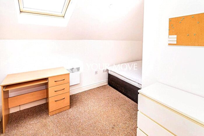 1 Bedroom Property To Rent In Beck Street, Portsmouth, Hampshire, PO1