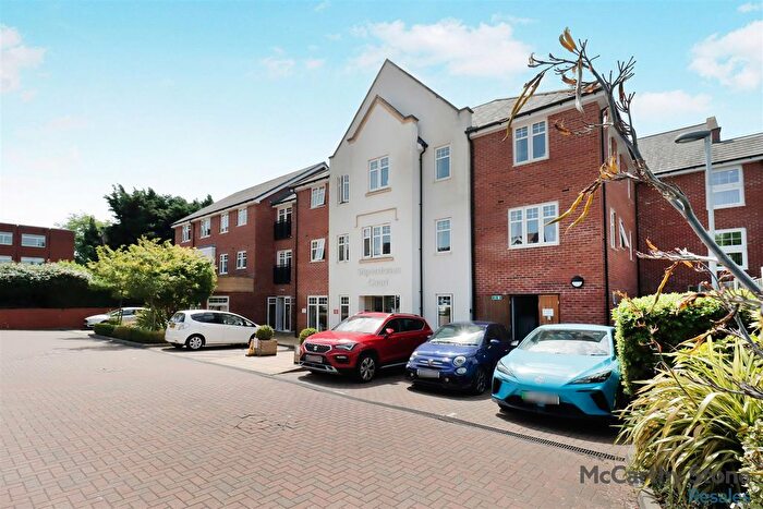 1 Bedroom Flat For Sale In Abbey Foregate, Shrewsbury, SY2