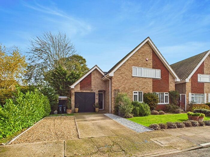 4 Bedroom Detached House For Sale In Repton Close, Broadstairs, CT10