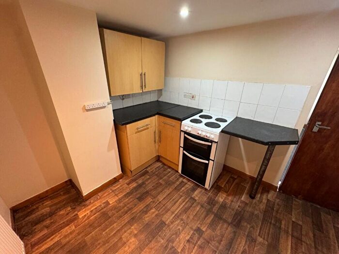 2 Bedroom Flat To Rent In Chapel Street, Derby, Derbyshire, DE1