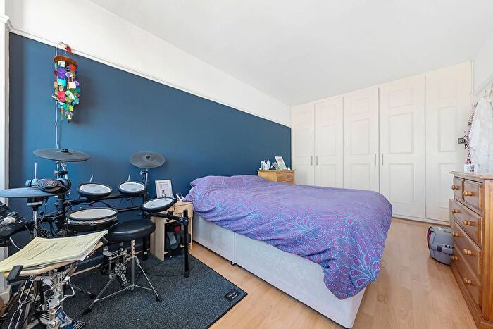 1 Bedroom Flat To Rent In Old Town, Clapham Old Town, London, SW4