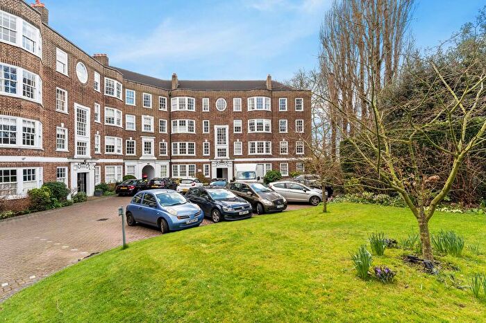 2 Bedroom Flat To Rent In South Grove, Highgate Village, N6