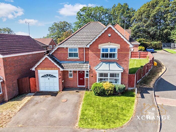 4 Bedroom Detached House For Sale In Mulberry Way, Hartshill, CV10