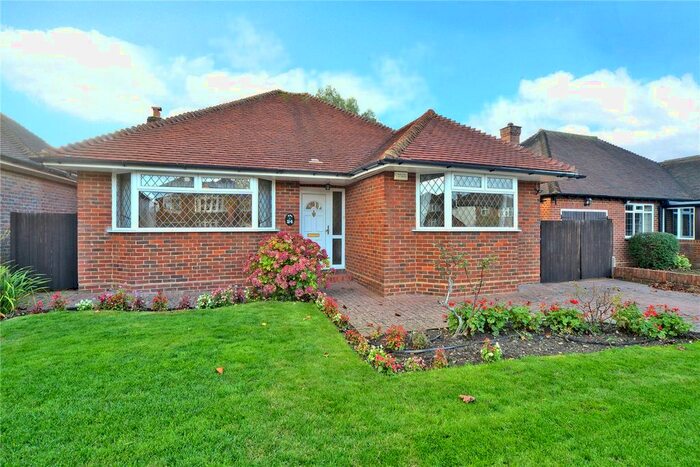 2 Bedroom Bungalow To Rent In Hays Walk, Cheam, Sutton, SM2