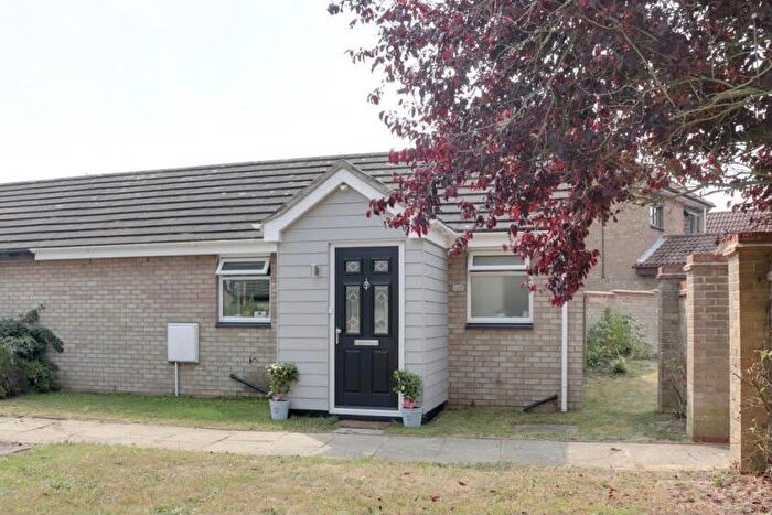 2 Bedroom Bungalow To Rent In Trimley St Mary, Felixstowe, IP11