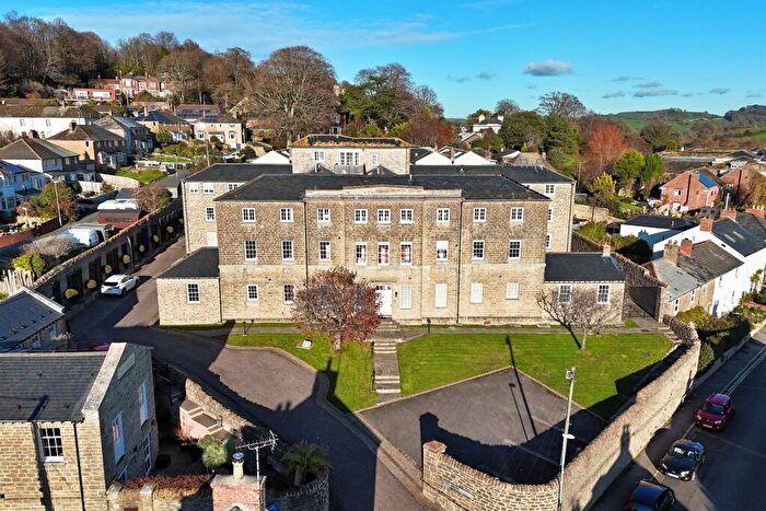 2 Bedroom Flat For Sale In Bridport, DT6