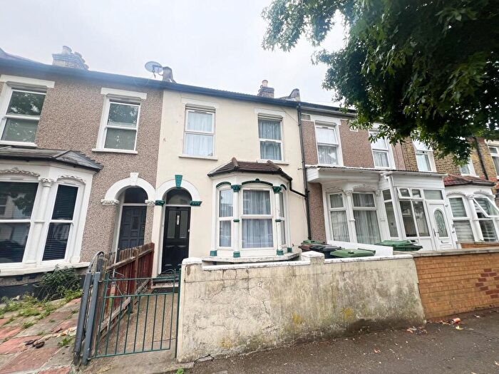 4 Bedroom Terraced House To Rent In Westdown Road, London, E15