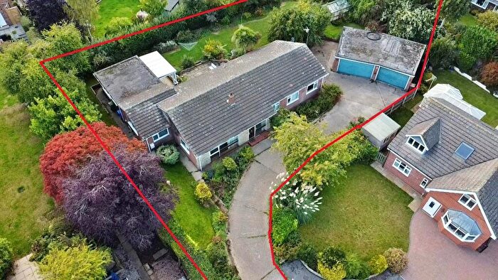 4 Bedroom Detached Bungalow For Sale In Northfield Road, Beverley, HU17