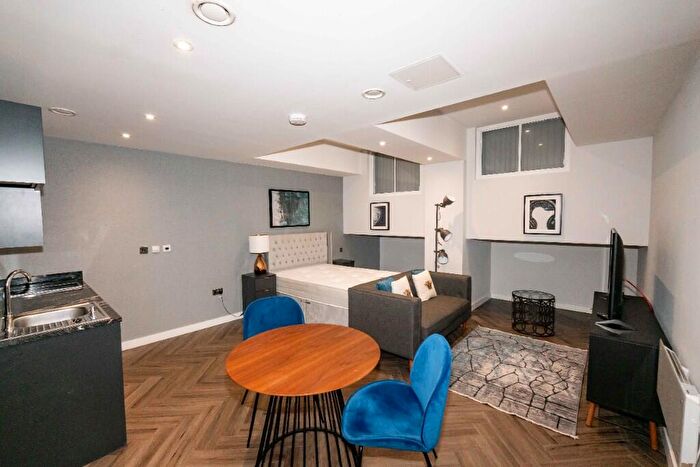 Studio To Rent In Water Street, Liverpool, Merseyside, L2