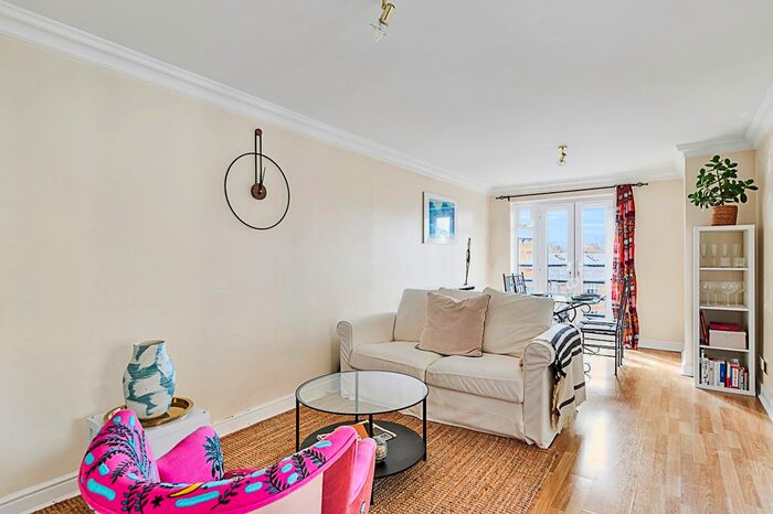 1 Bedroom Flat To Rent In Corbidge Court, Glaisher Street, London, SE8