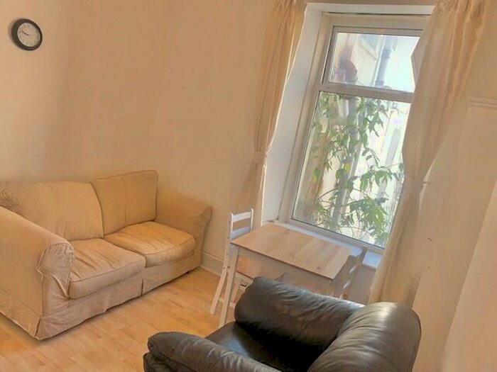 2 Bedroom Apartment To Rent In Glynrhondda Street, Cardiff(City), CF24