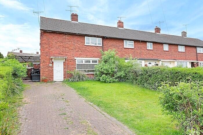3 Bedroom End Of Terrace House For Sale In Cripsey Avenue, Ongar, CM5