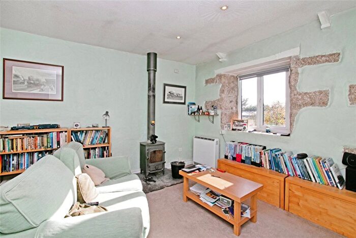 1 Bedroom Flat For Sale In Crowlas, Penzance, Cornwall, TR20