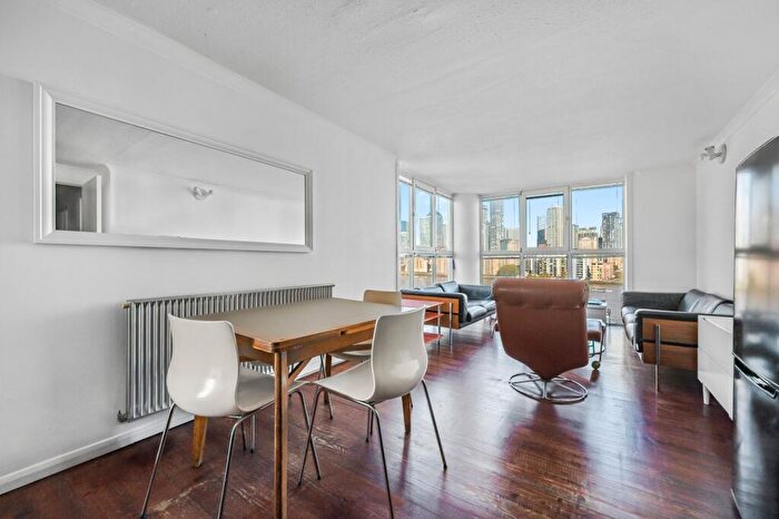 2 Bedroom Flat To Rent In King Frederick Ninth Tower, Surrey Quays, SE16