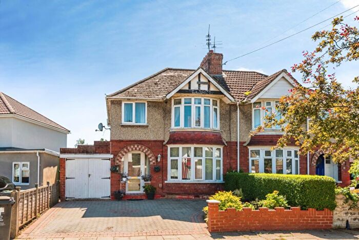 3 Bedroom Semi Detached House For Sale In Wills Avenue, Swindon, Wiltshire, SN1