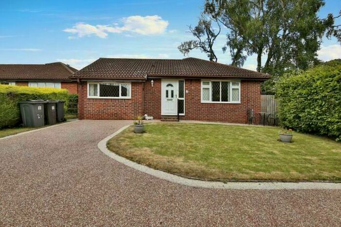 3 Bedroom Bungalow To Rent In Westacres / Middleton St George - Darlington, DL2