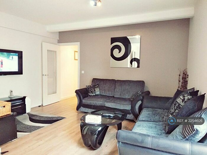 2 Bedroom Flat To Rent In Hallings Wharf Studios, London, E15