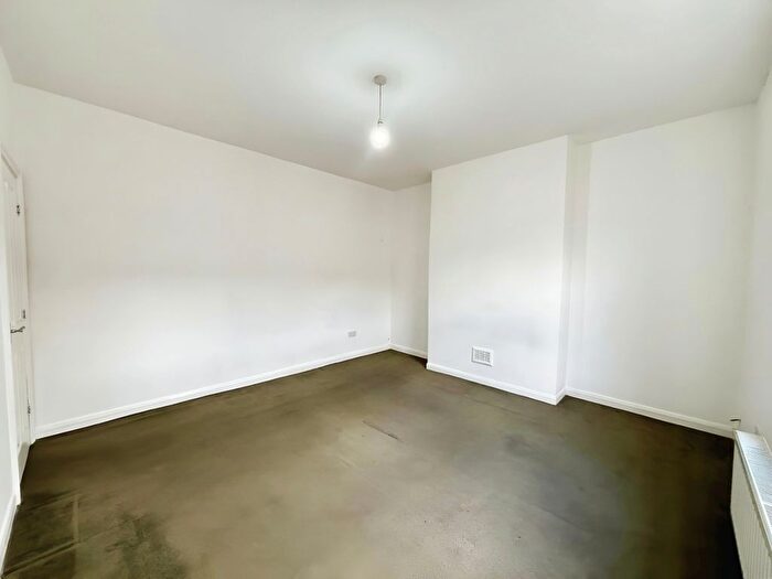 2 Bedroom Flat For Sale In Derby Street, Jarrow, NE32
