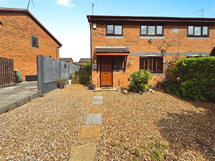 3 Bedroom Semi-Detached House For Sale In Felstead, Skelmersdale, Lancashire, WN8