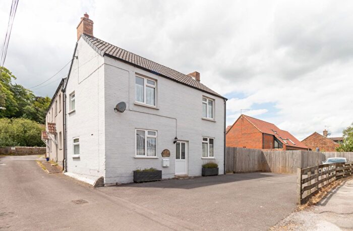 3 Bedroom Detached House For Sale In Westover, Somerset, TA10