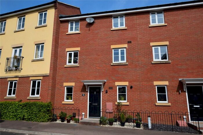 3 Bedroom Terraced House To Rent In Bledisloe Way, Tuffley, Gloucester, GL4