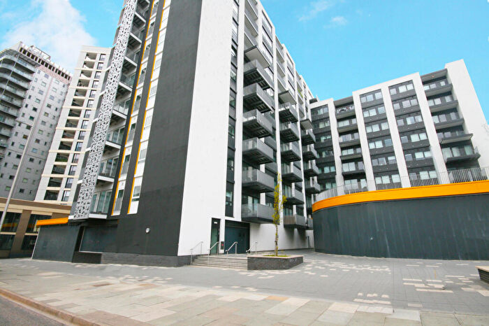 1 Bedroom Apartment To Rent In Valentines House, - Ilford Hill, Ilford, Essex, IG1