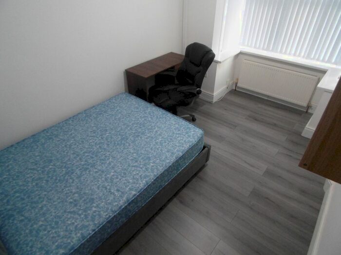 4 Bedroom Terraced House To Rent In Bolingbroke Road, Coventry, CV3