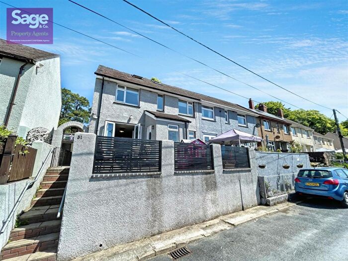 5 Bedroom Terraced House For Sale In Severn Close, Risca, Newport, NP11